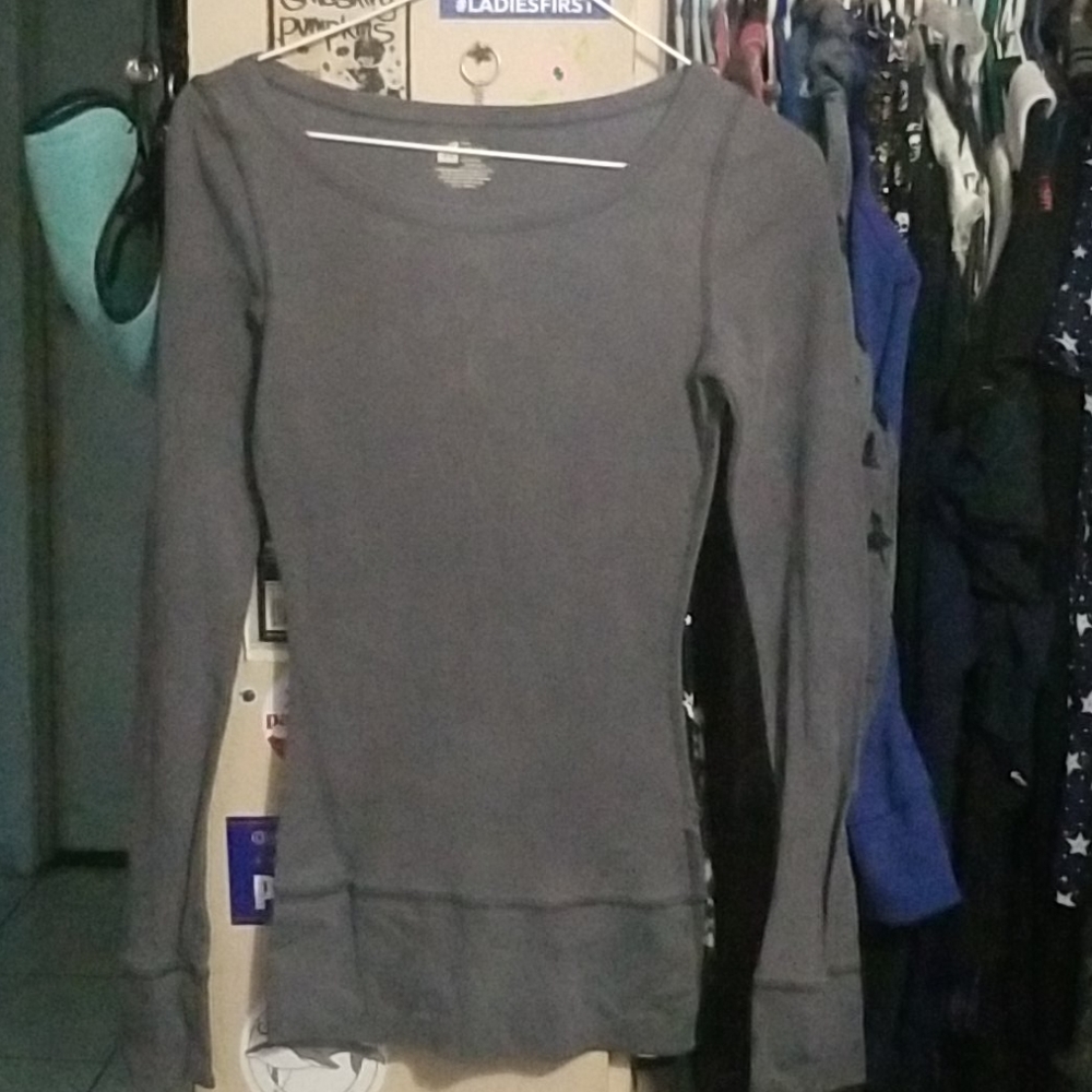 Mossimo grey thermal long sleeve shirt